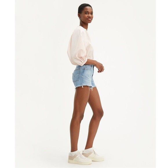 NWT LEVI’S 501 ORIGINAL SHORT HIGH RISE WOMENS - Picture 4 of 12